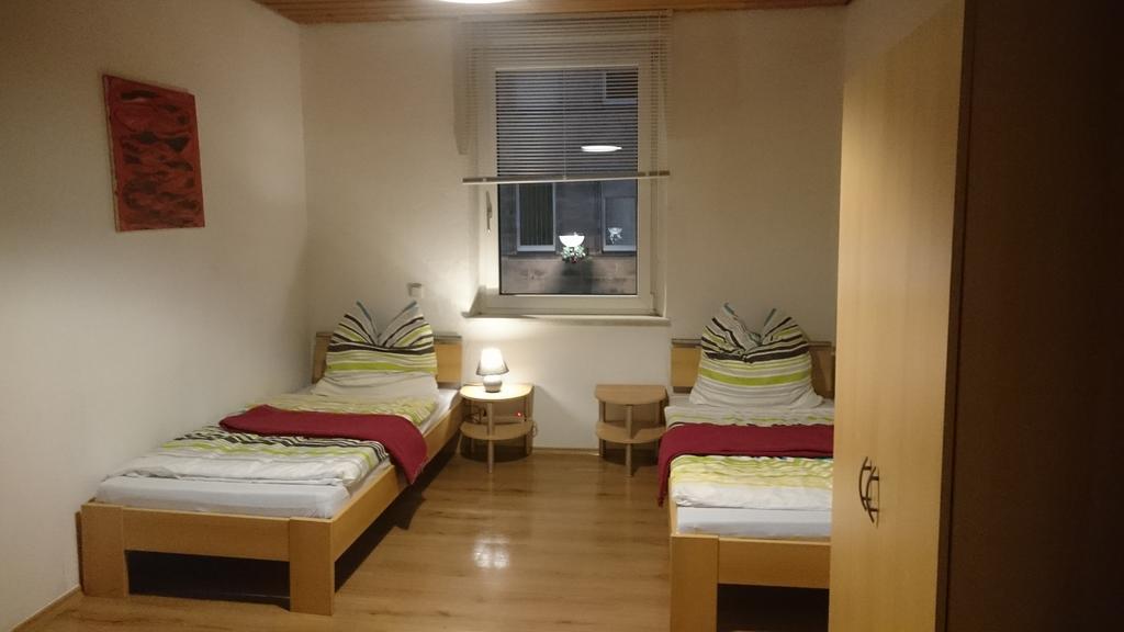 Privatzimmer Furth Zentrum 外观 照片